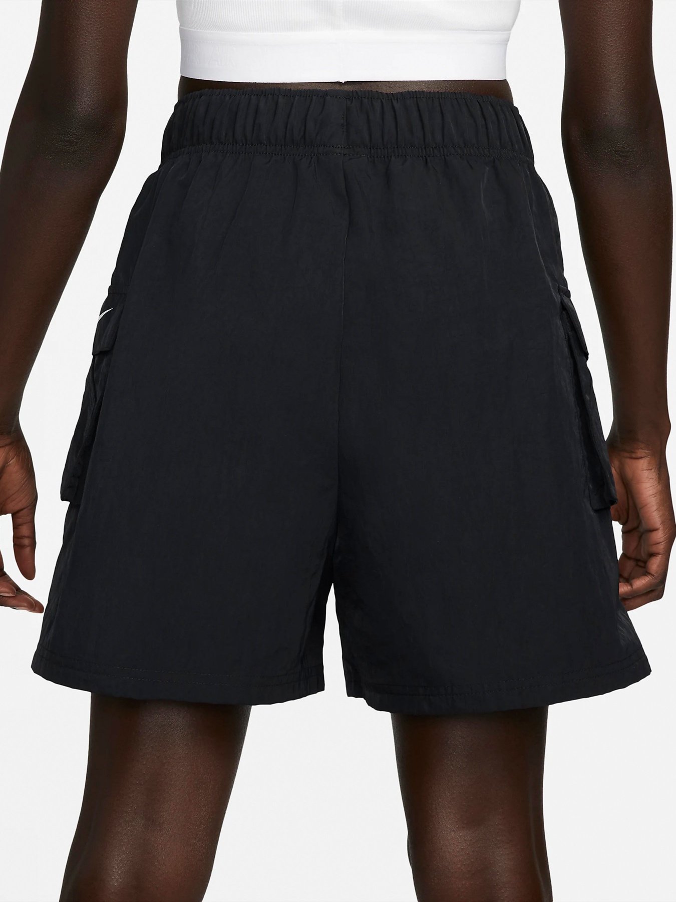 Шорты NIKE Sportswear Essential модель DM6247-010 Фото