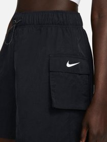 Шорты спортивные NIKE SPORTSWEAR ESSENTIAL модель DM6247-010 Шорты спортивные NIKE SPORTSWEAR ESSENTIAL модель DM6247-010 Фото