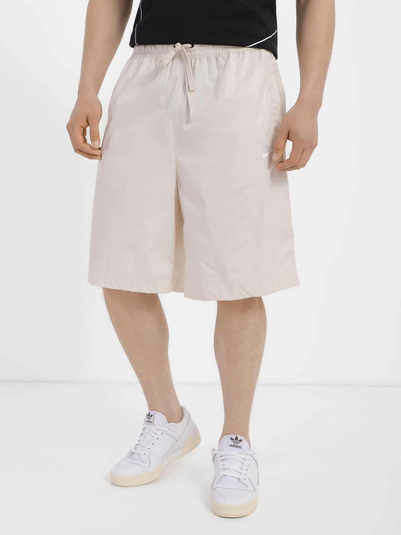 Шорты NIKE Sportswear Sport Essential модель DM6917-104 Фото