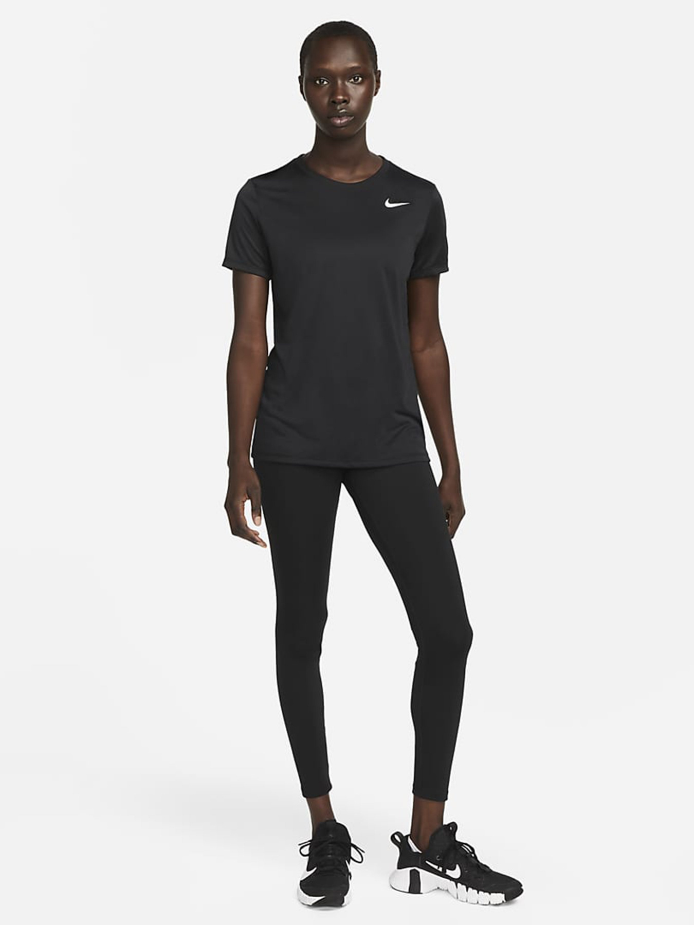 Спортивна футболка NIKE DRI-FIT модель DX0687-010 Фото
