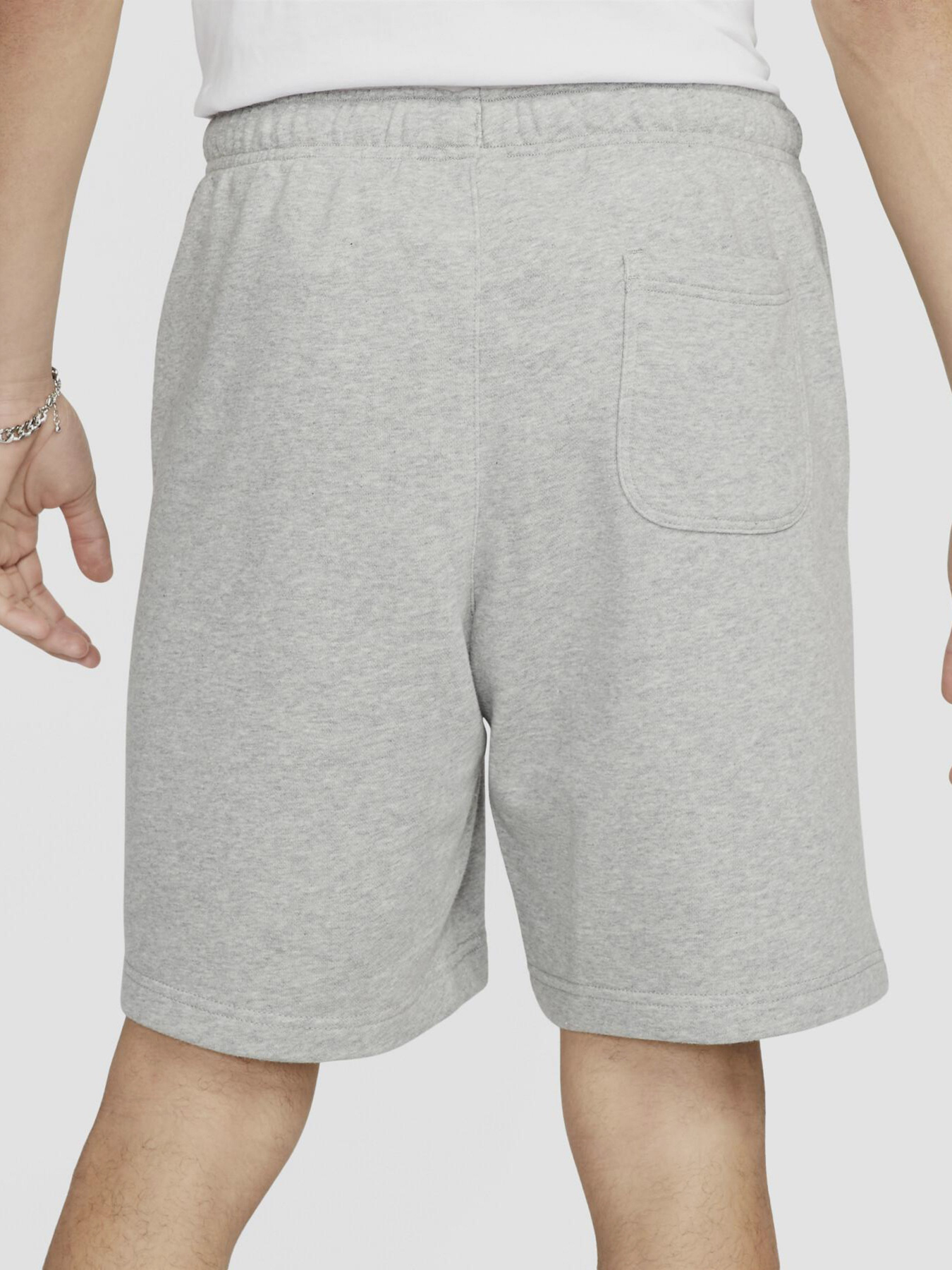 Повседневные шорты NIKE Club модель DX0807-063 Фото