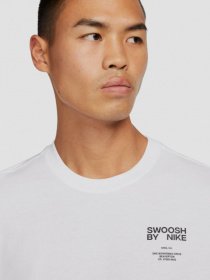 Футболка спортивна NIKE Big Swoosh модель DZ2883-100 Фото