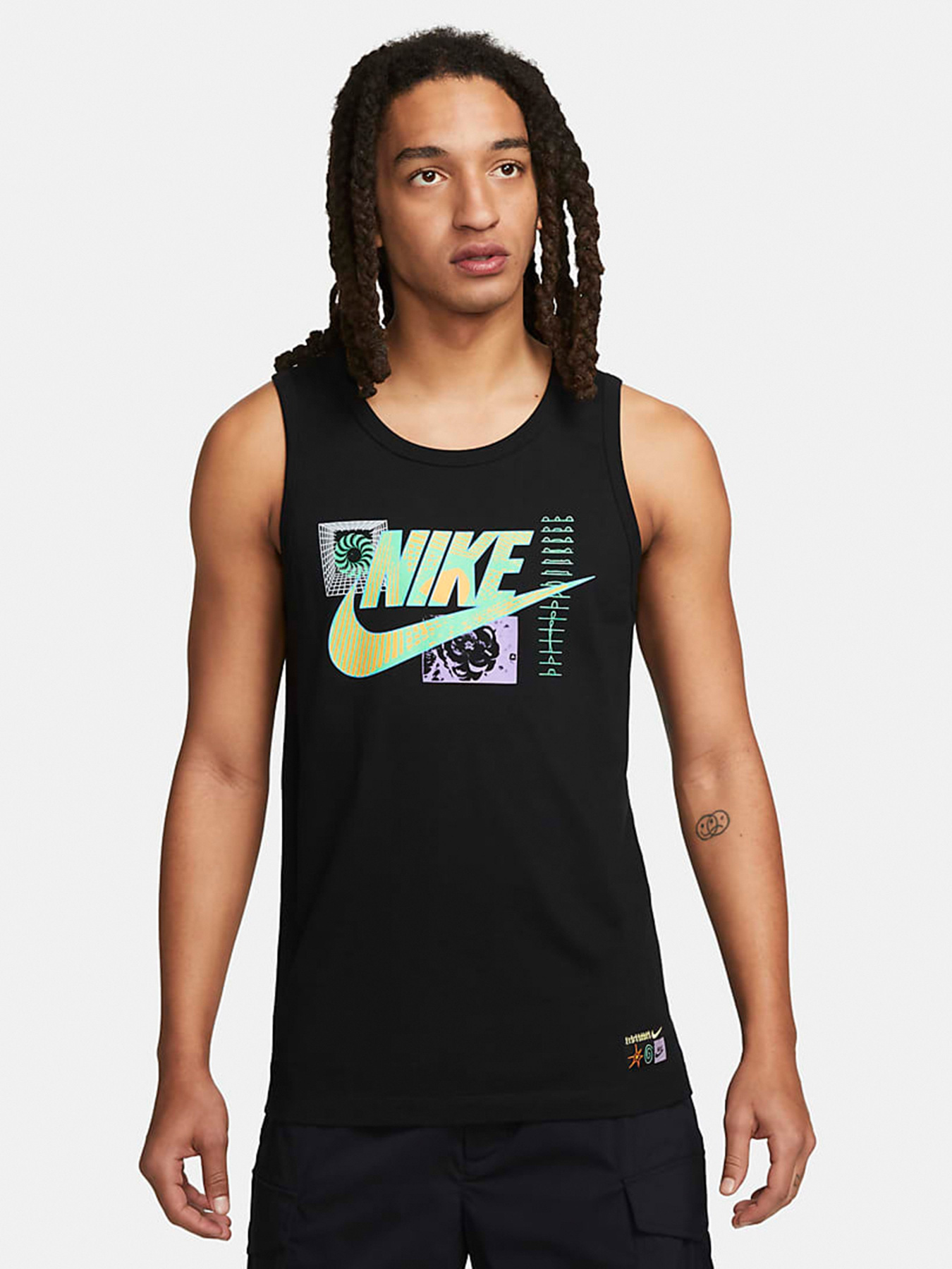 Майка NIKE Sportswear модель FB9782-010 Фото