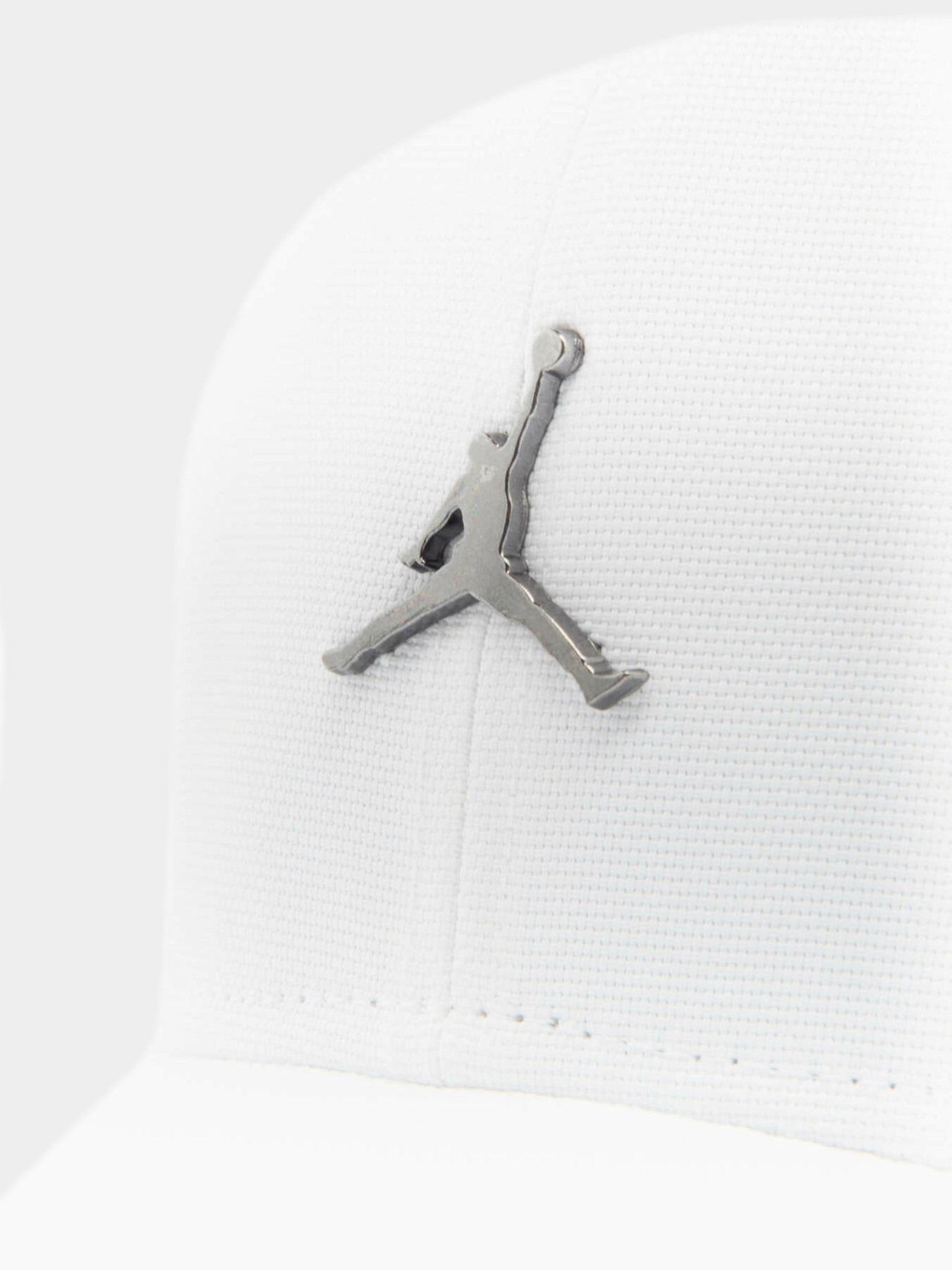 Кепка NIKE Jordan Jumpman Classic99 модель CW6410-100 Фото