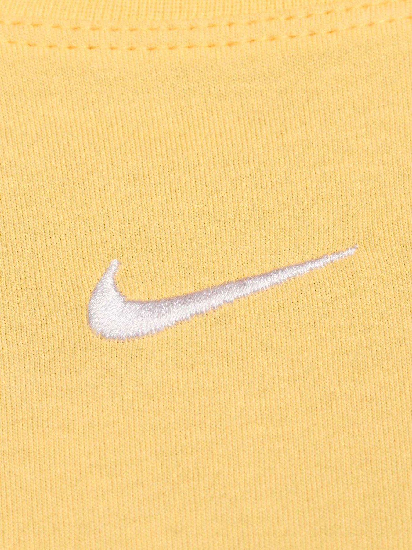 Футболка NIKE Sportswear Essential модель DN5697-795 Фото