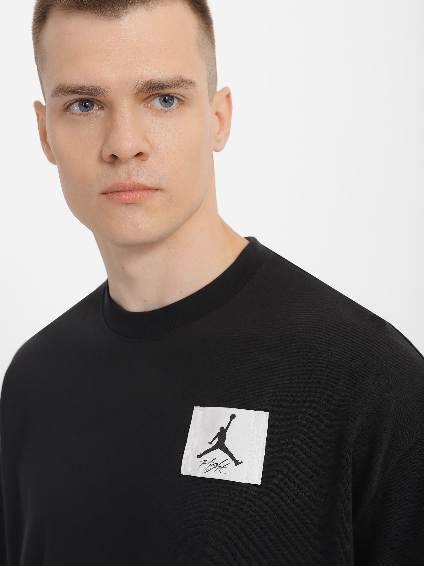 Футболка NIKE Flight Essentials модель DZ7313-010 Фото