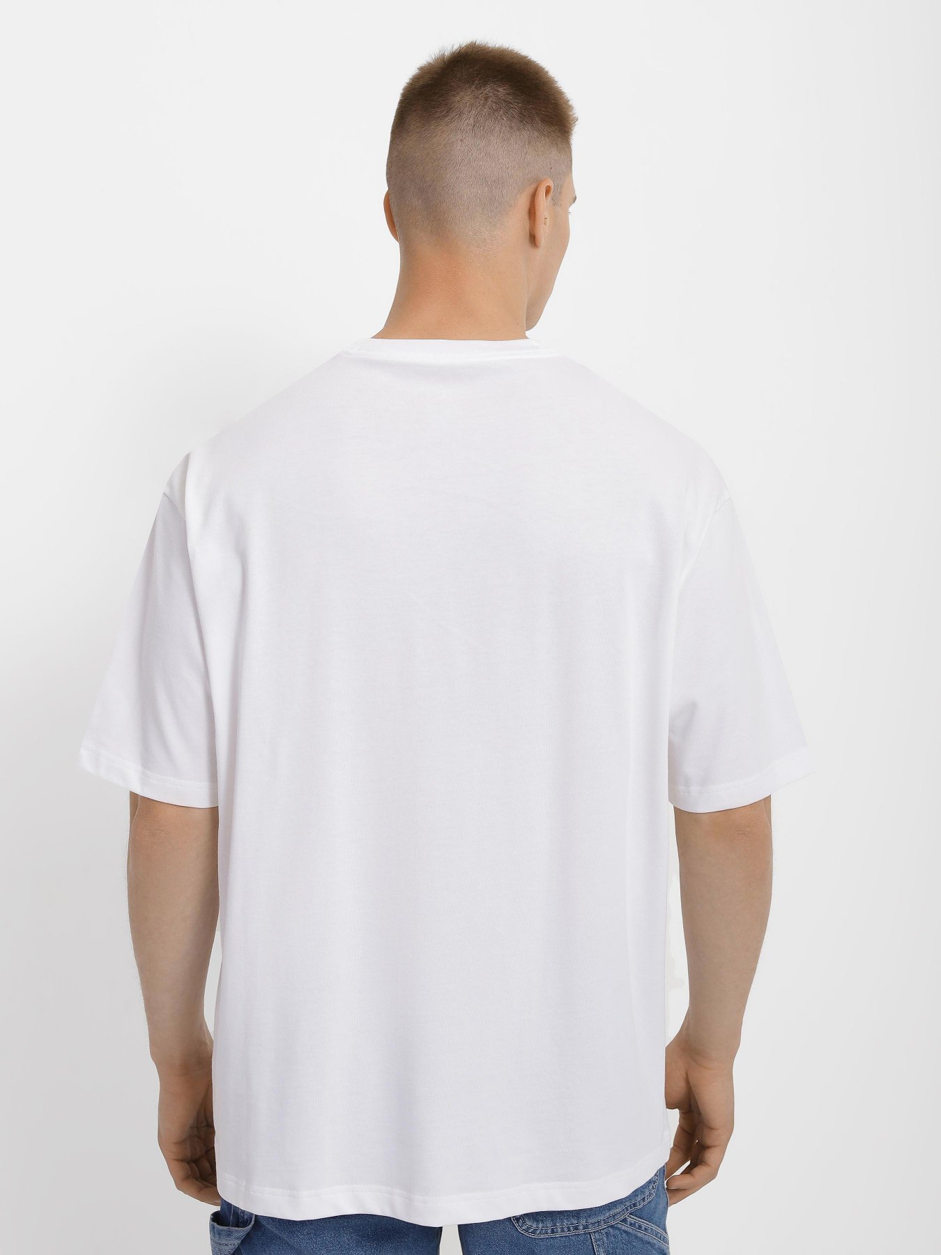 Футболка NIKE Flight Essentials модель DZ7313-100 Фото