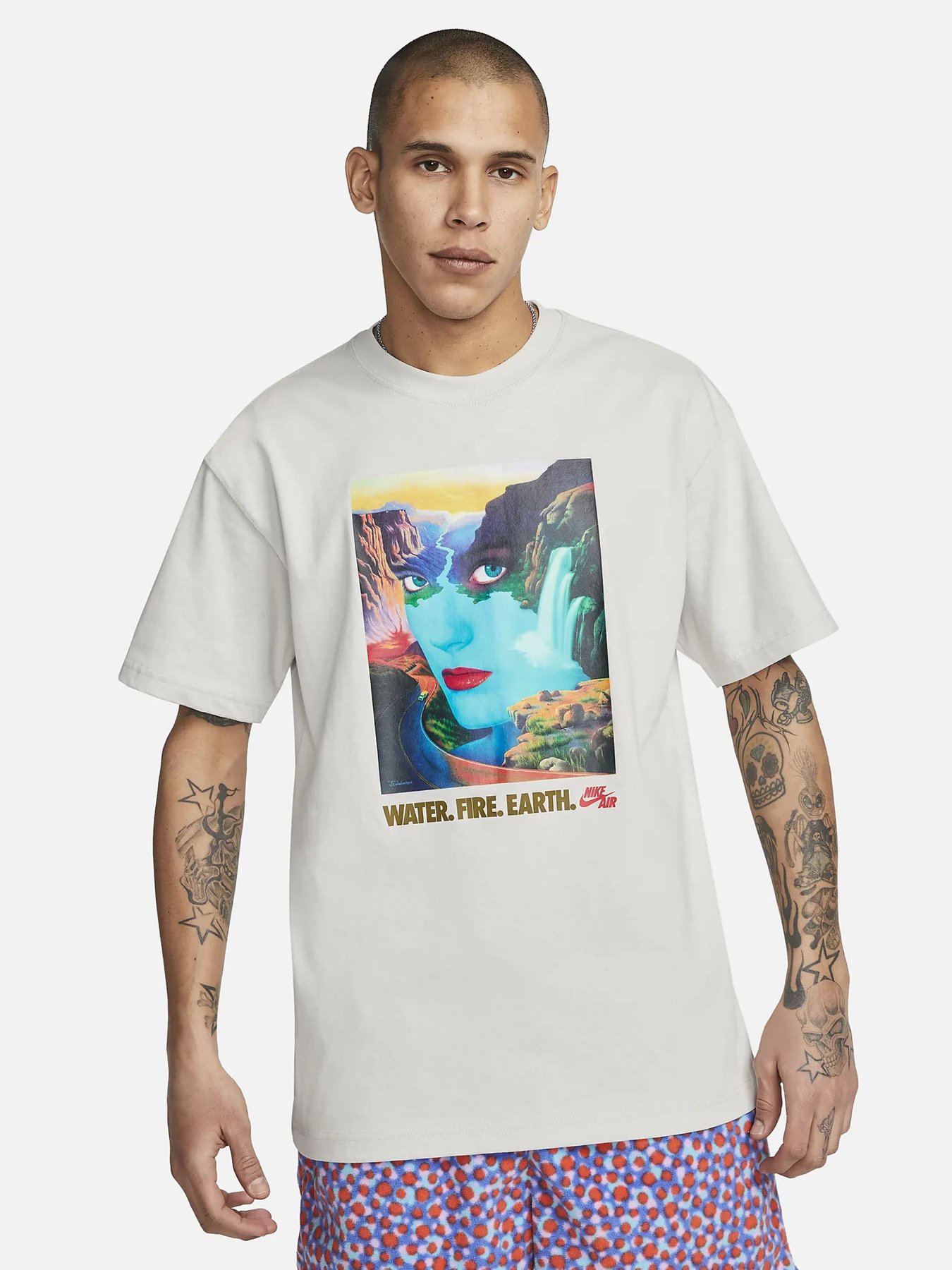 Футболка NIKE Sportswear модель FB9813-072 Фото