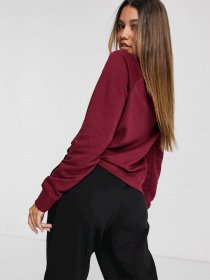 Свитшот NIKE Sportswear модель BV4110-638 Фото