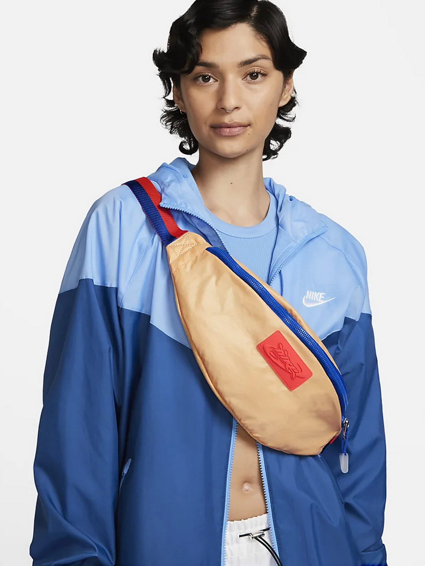 Поясная сумка NIKE Heritage модель DZ6293-266 Поясная сумка NIKE Heritage модель DZ6293-266 Фото