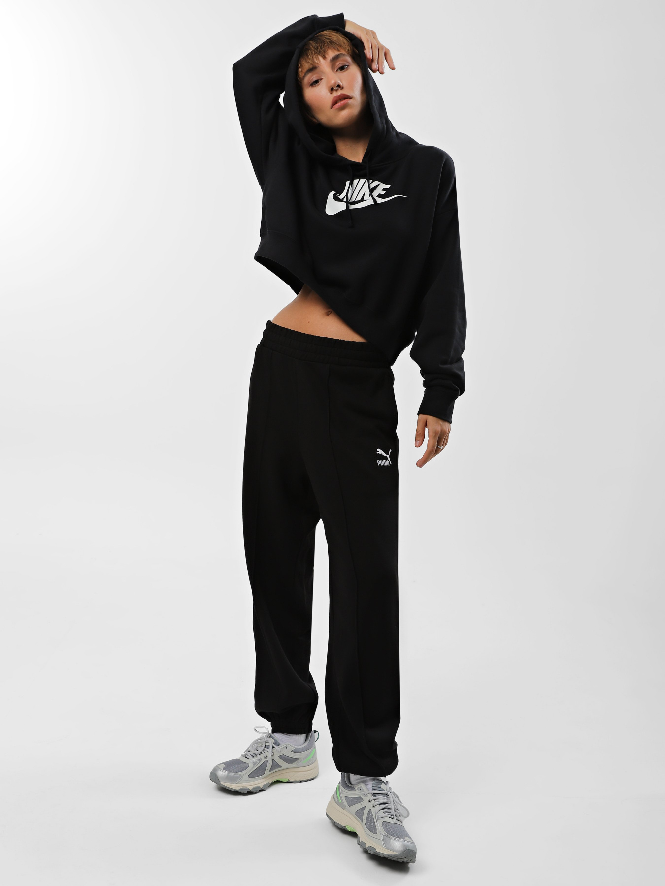 Худи NIKE Club модель DQ5850-010 Фото