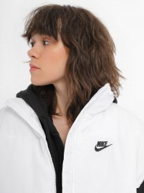 Утепленный жилет NIKE Sportswear Classic Therma-FIT модель FB7679-100 Фото