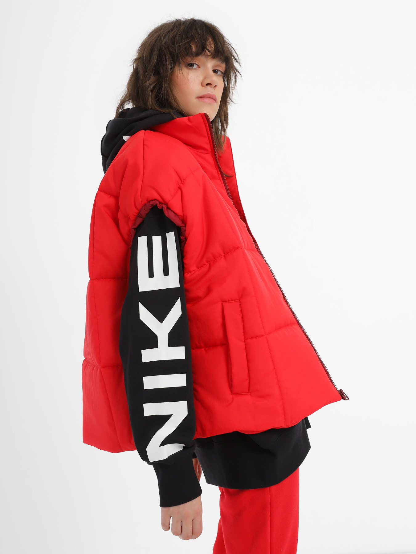 Жилет с утеплителем NIKE Sportswear Classic Therma-FIT модель FB7679-657 Фото