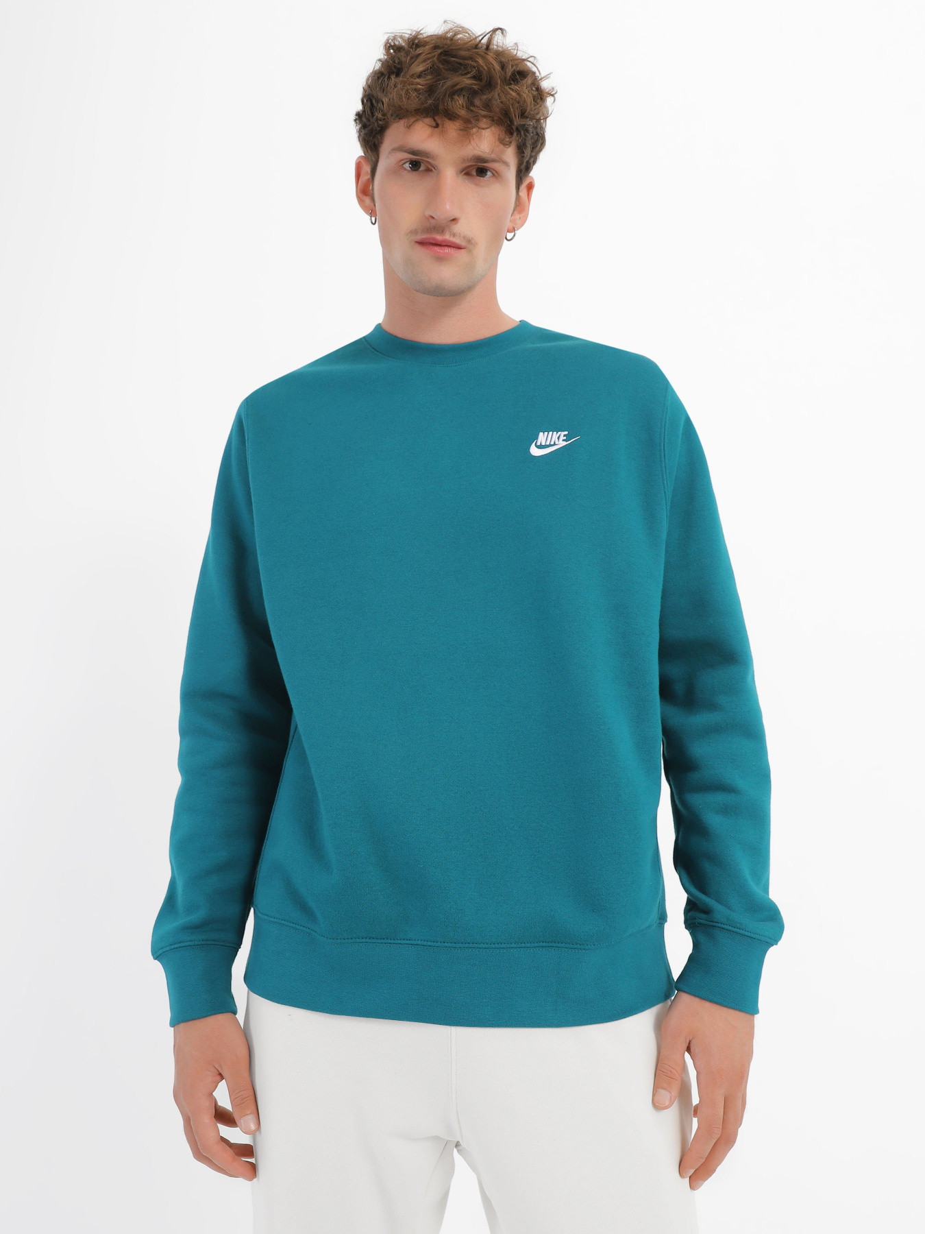Свитшот NIKE Sportswear Club Fleece модель BV2662-381 Фото