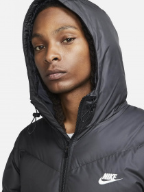 Парка NIKE Storm-Fit Windrunner Primaloft® модель FB8189-010 Фото