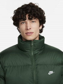 Зимова куртка NIKE Sportswear Club Puffer модель FB7368-323 Фото