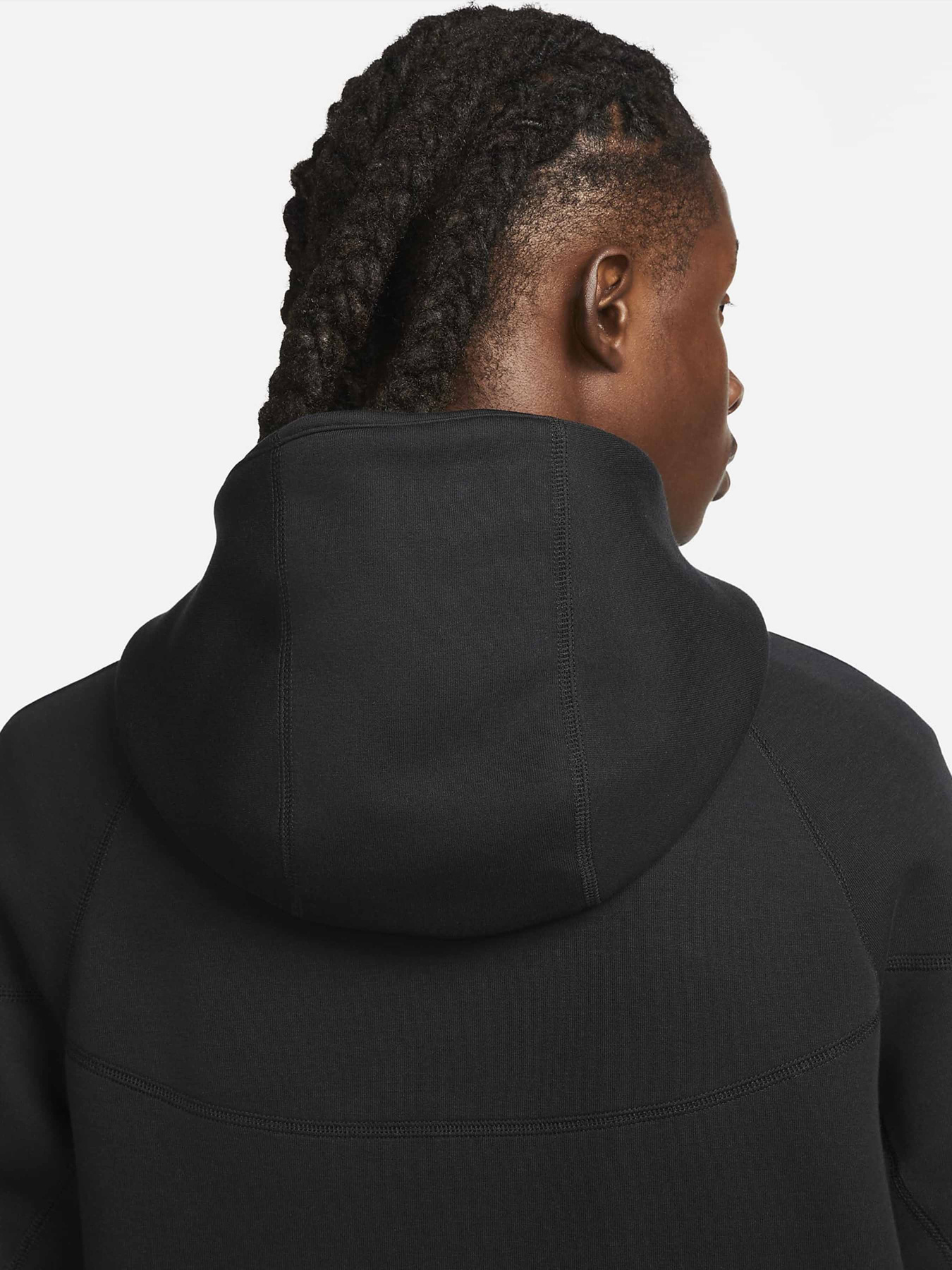 Кофта спортивная NIKE Sportswear Tech Fleece Windrunner модель FB7921-010 Фото