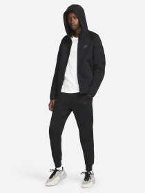 Кофта спортивная NIKE Sportswear Tech Fleece Windrunner модель FB7921-010 Фото