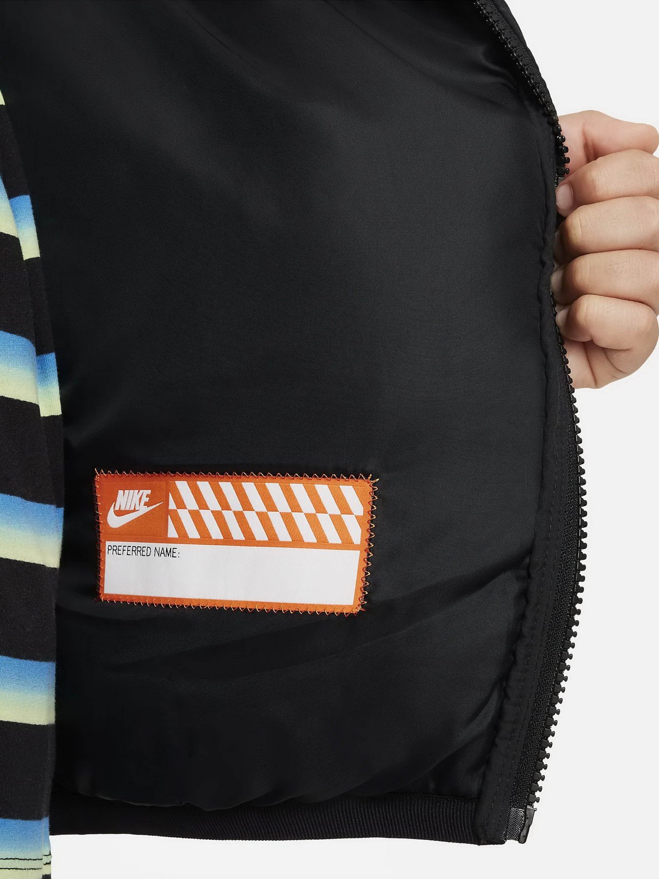 Зимова куртка NIKE Sportswear Therma-FIT Repel модель FD2845-010 Фото