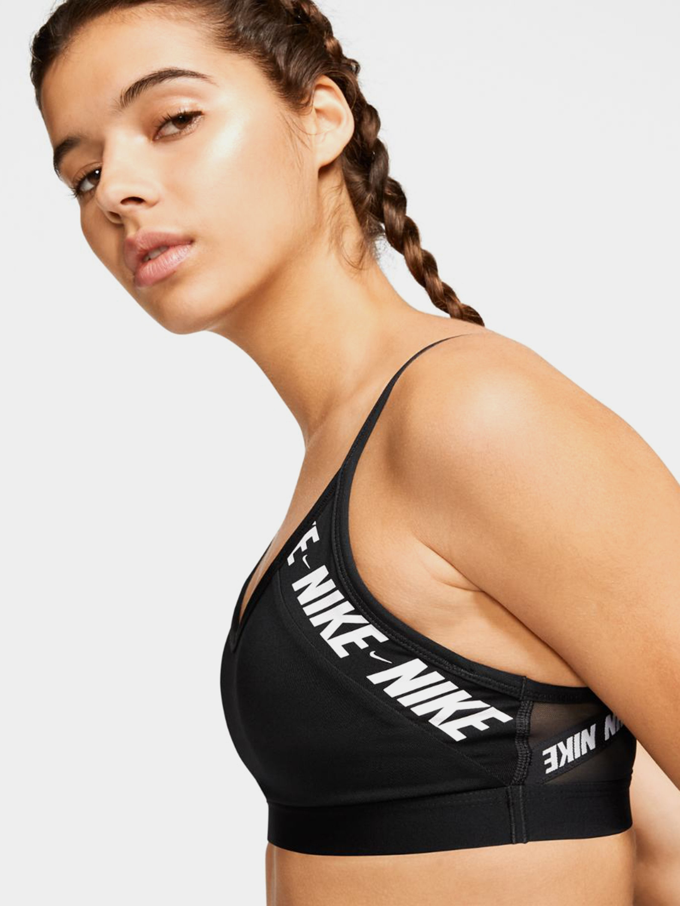 Топ NIKE INDY модель CJ0559-010 Топ NIKE INDY модель CJ0559-010 Фото