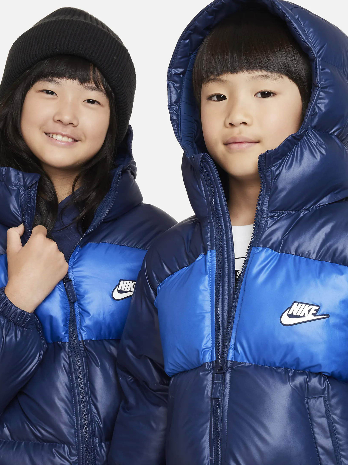 Зимова куртка NIKE Sportswear Heavyweight Synthetic Fill EasyOn модель FD2846-410 Фото