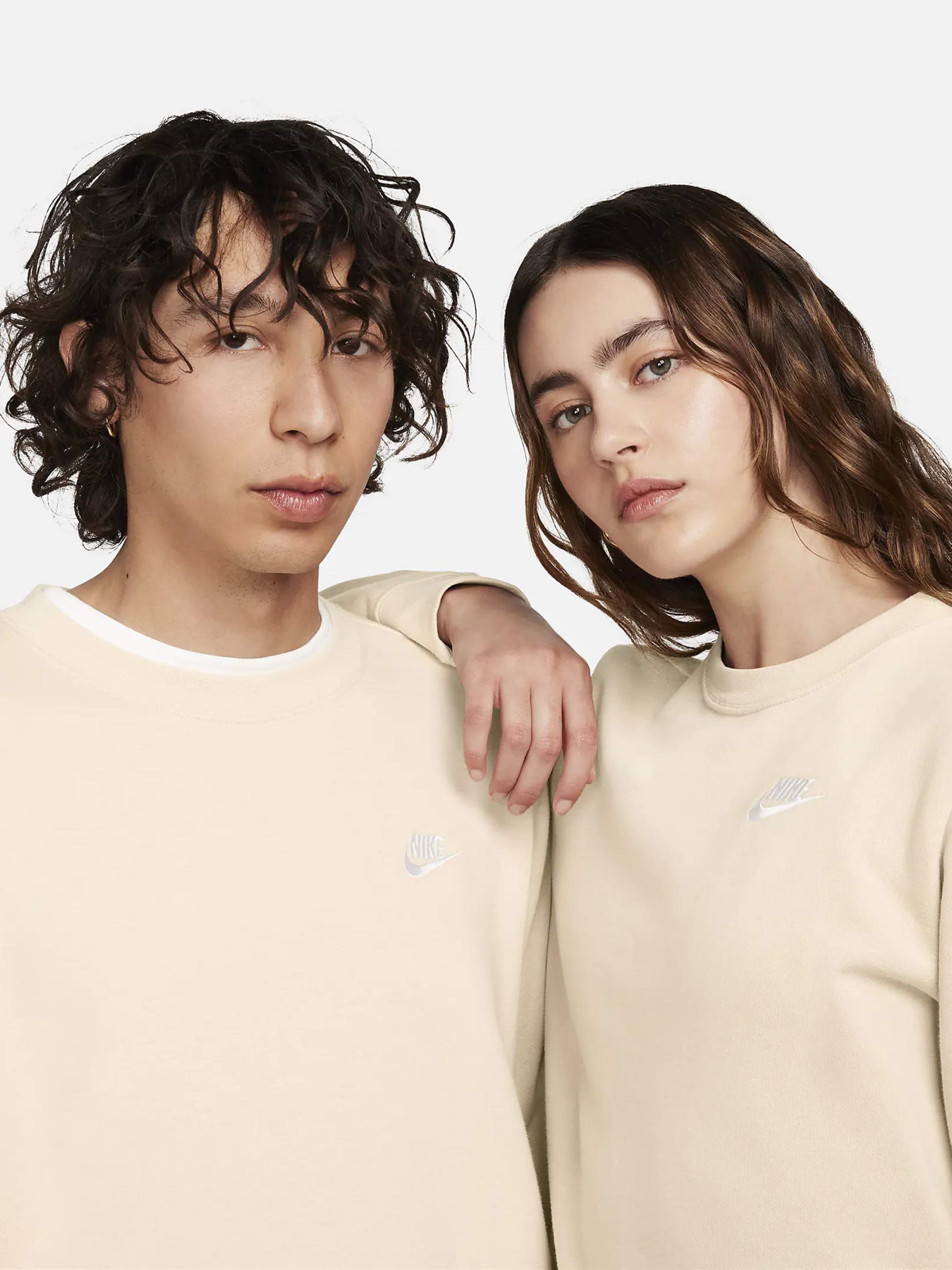 Світшот NIKE Sportswear Club модель DQ5473-126 Фото