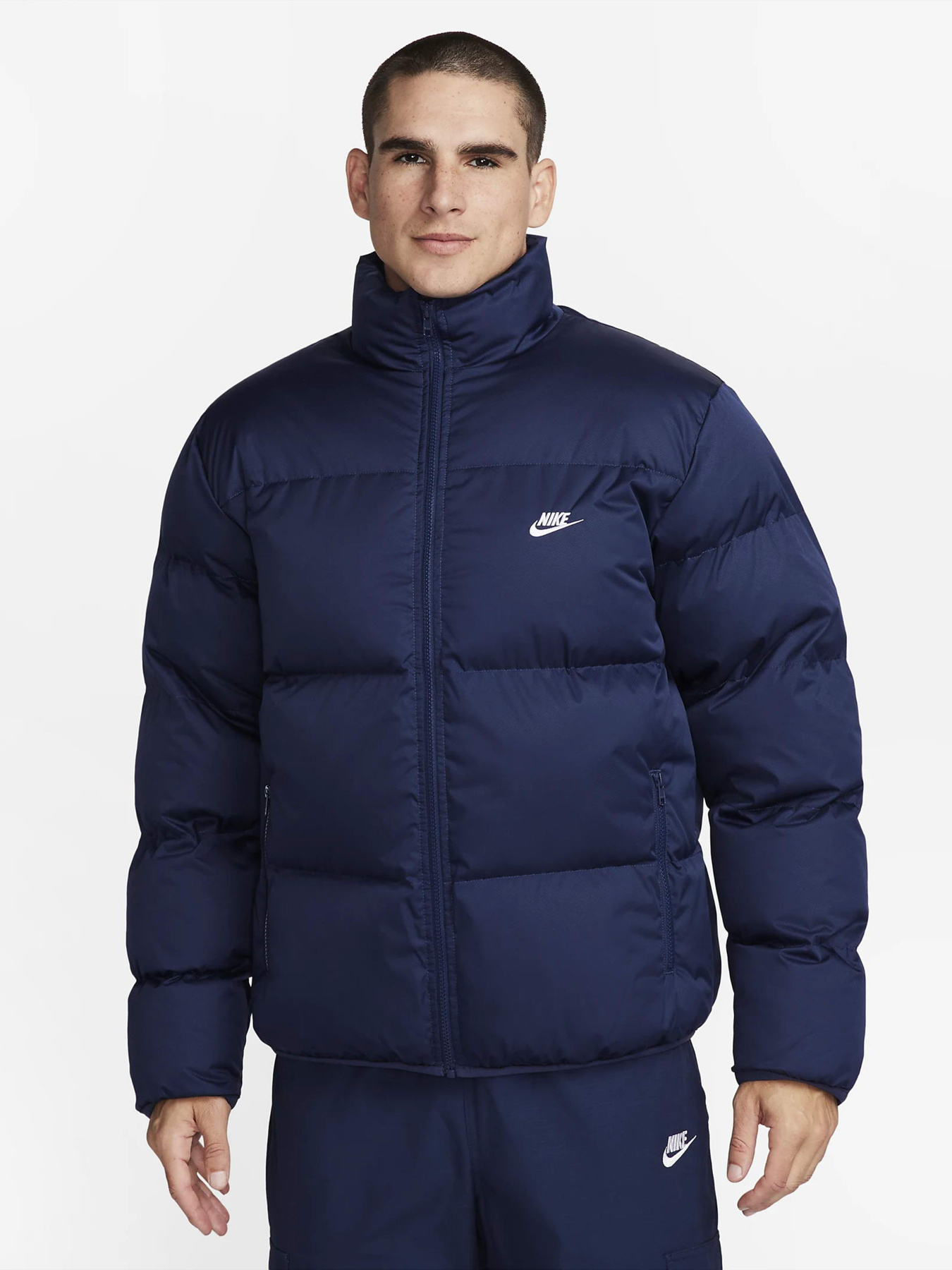 Зимняя куртка NIKE Sportswear Club Puffer модель FB7368-410 Фото