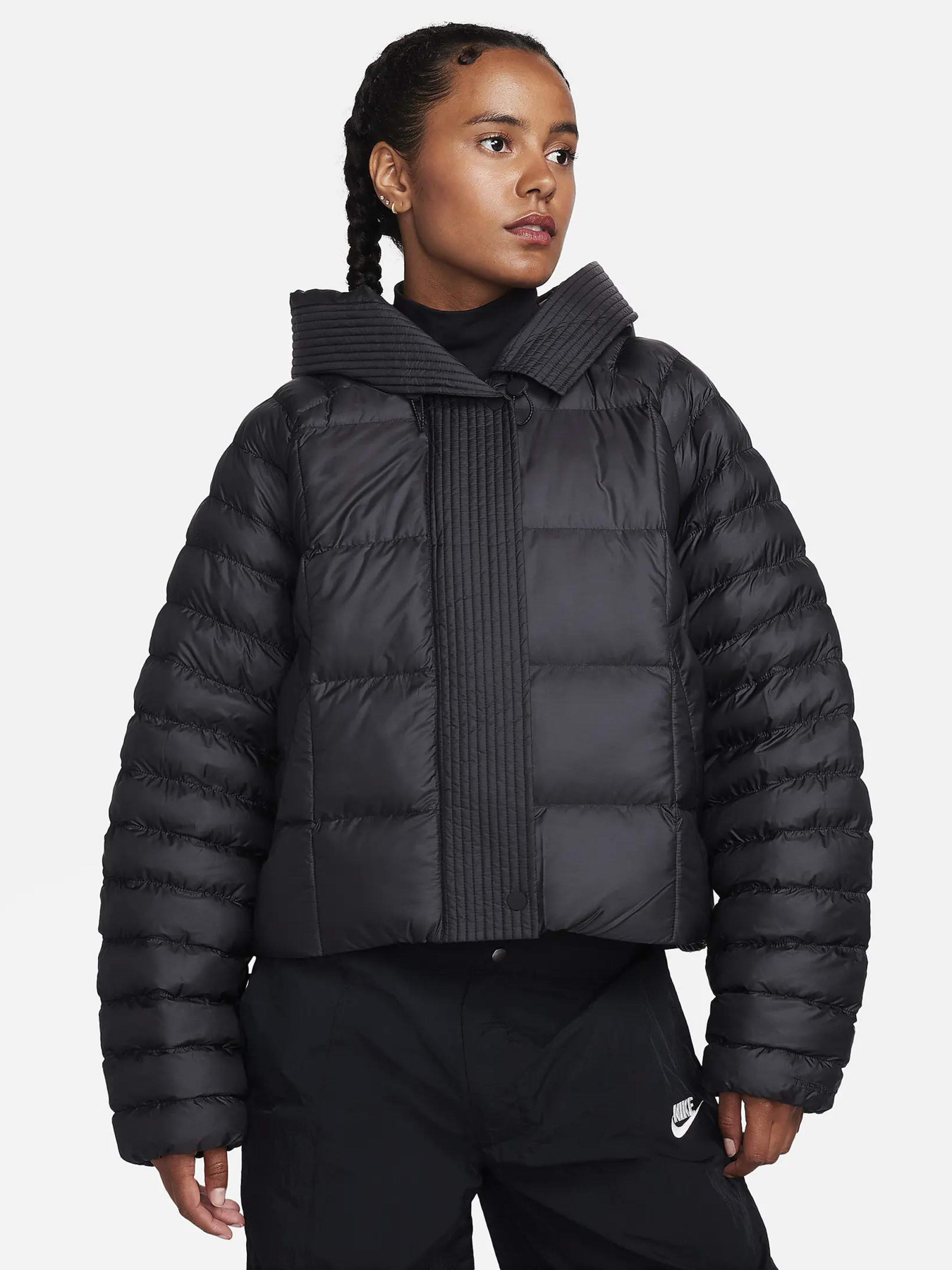 Зимова куртка NIKE Sportswear Swoosh Puffer PrimaLoft® модель FB8729-010 Фото