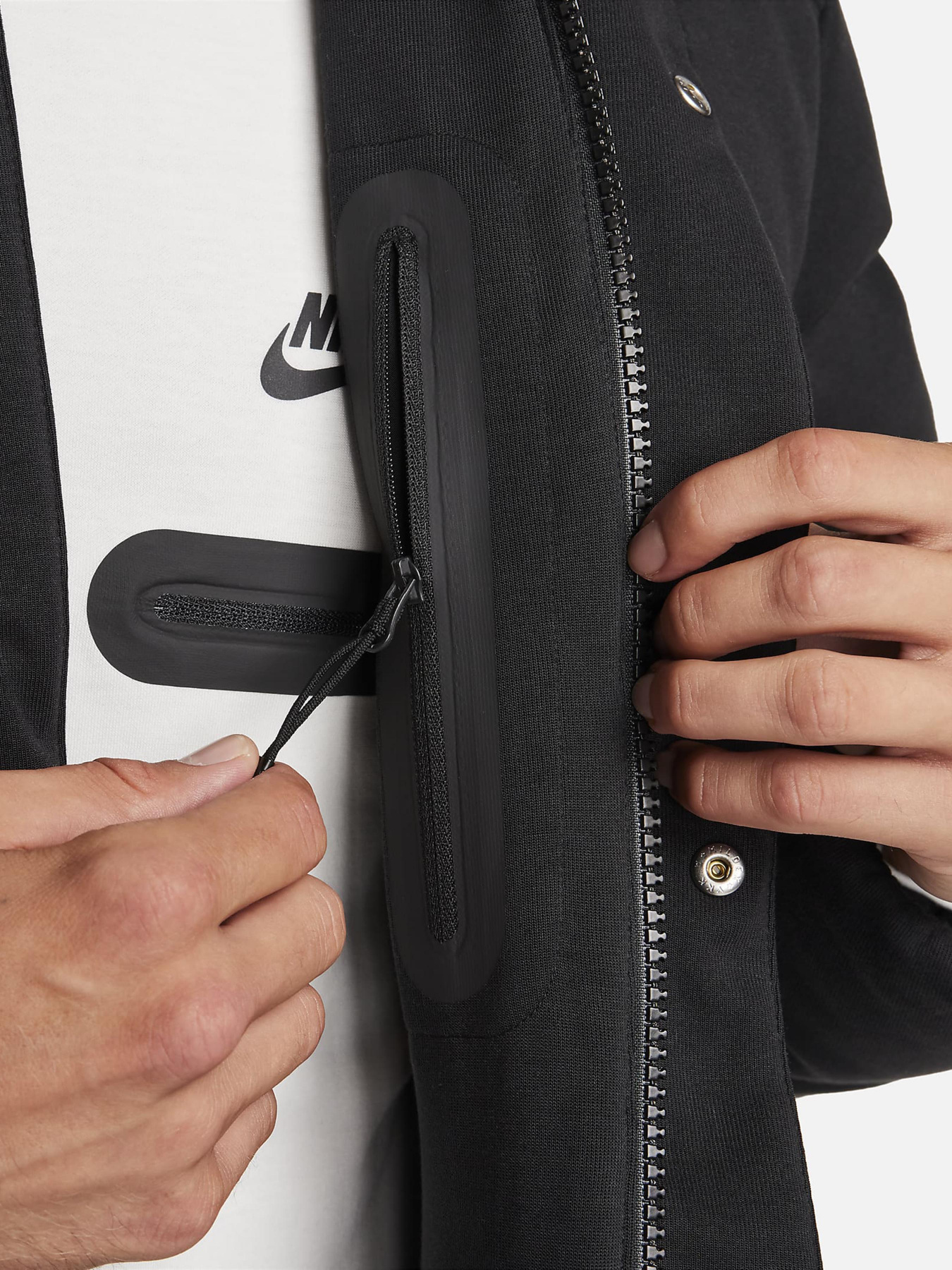 Зимова куртка NIKE Sportswear Oversized Puffer модель FB7854-010 Фото