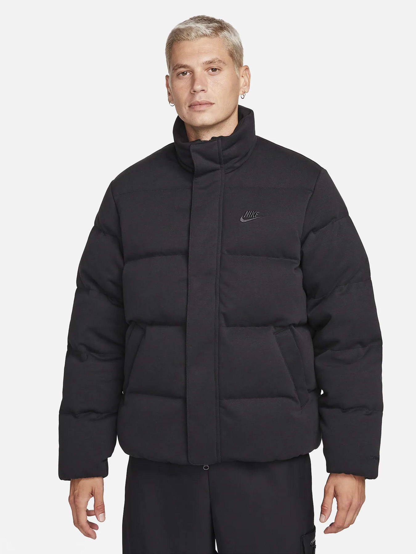 Зимова куртка NIKE Sportswear Oversized Puffer модель FB7854-010 Фото