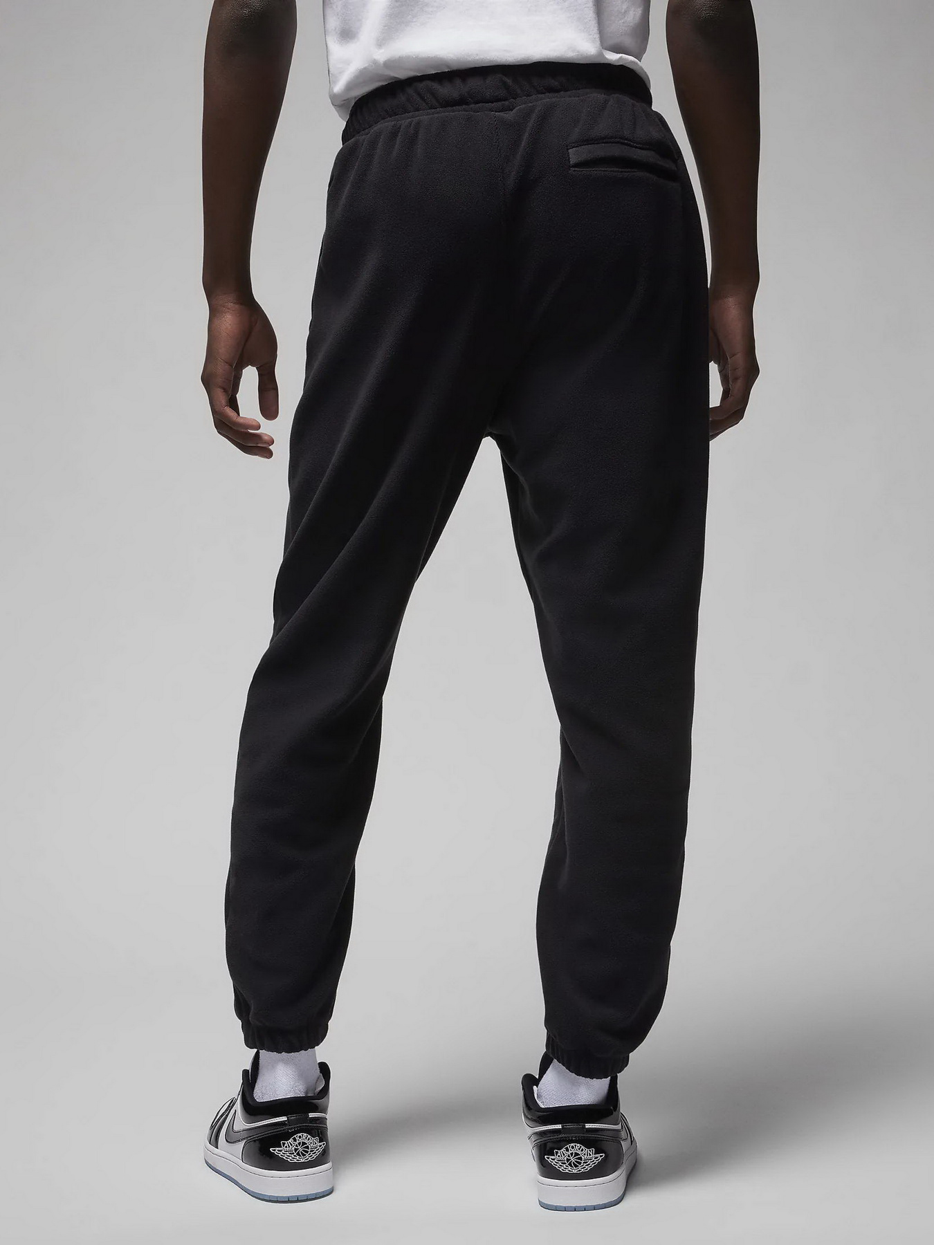 Штаны спортивные NIKE Air Jordan Essentials Fleece Winter модель FD7531-010 Фото