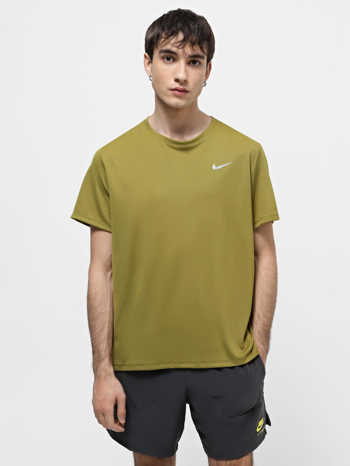 Футболка спортивная NIKE Dri-Fit Uv Miler модель DV9315-307 Фото