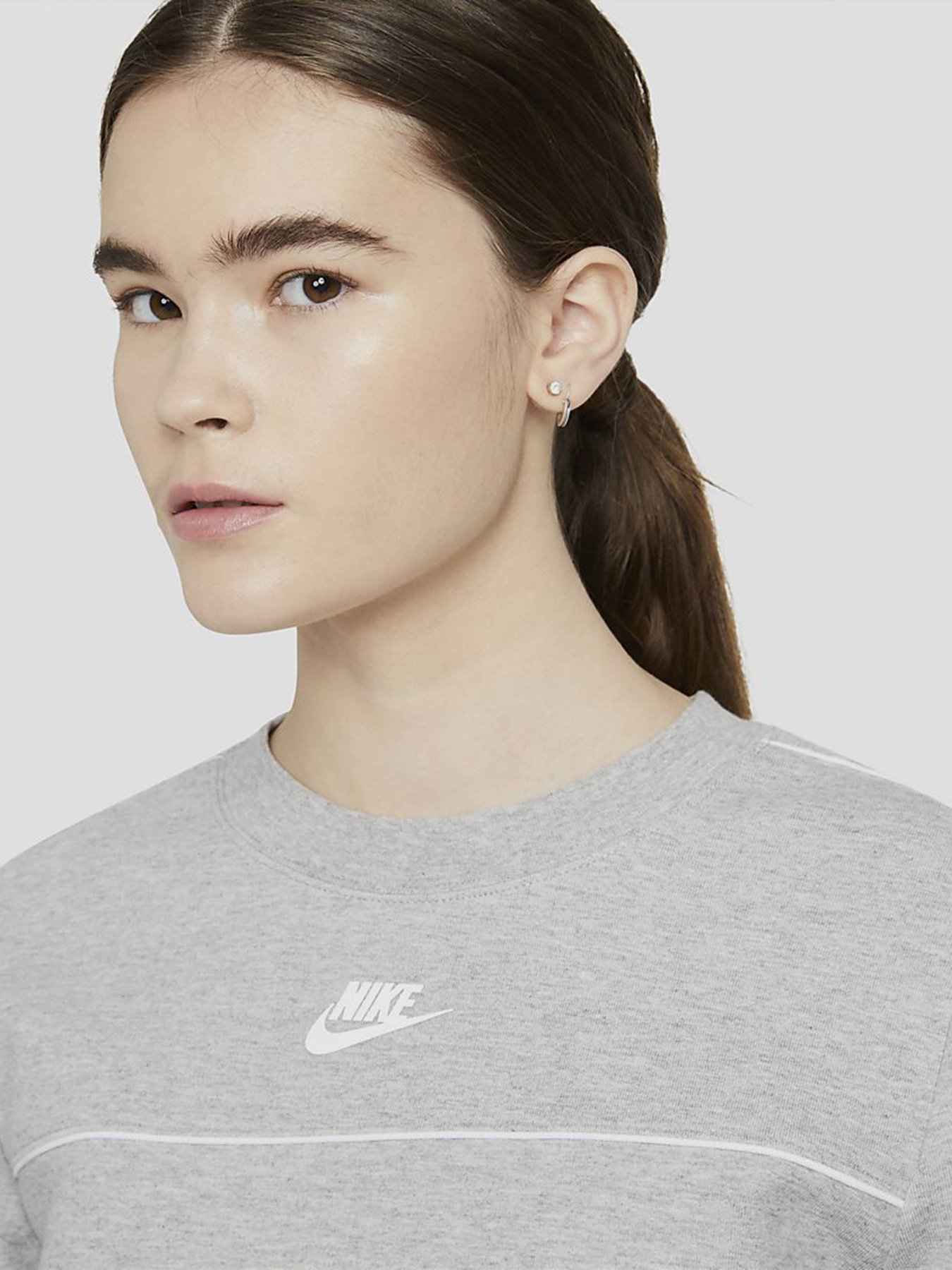 Світшот NIKE Sportswear Crew модель CZ8336-063 Фото
