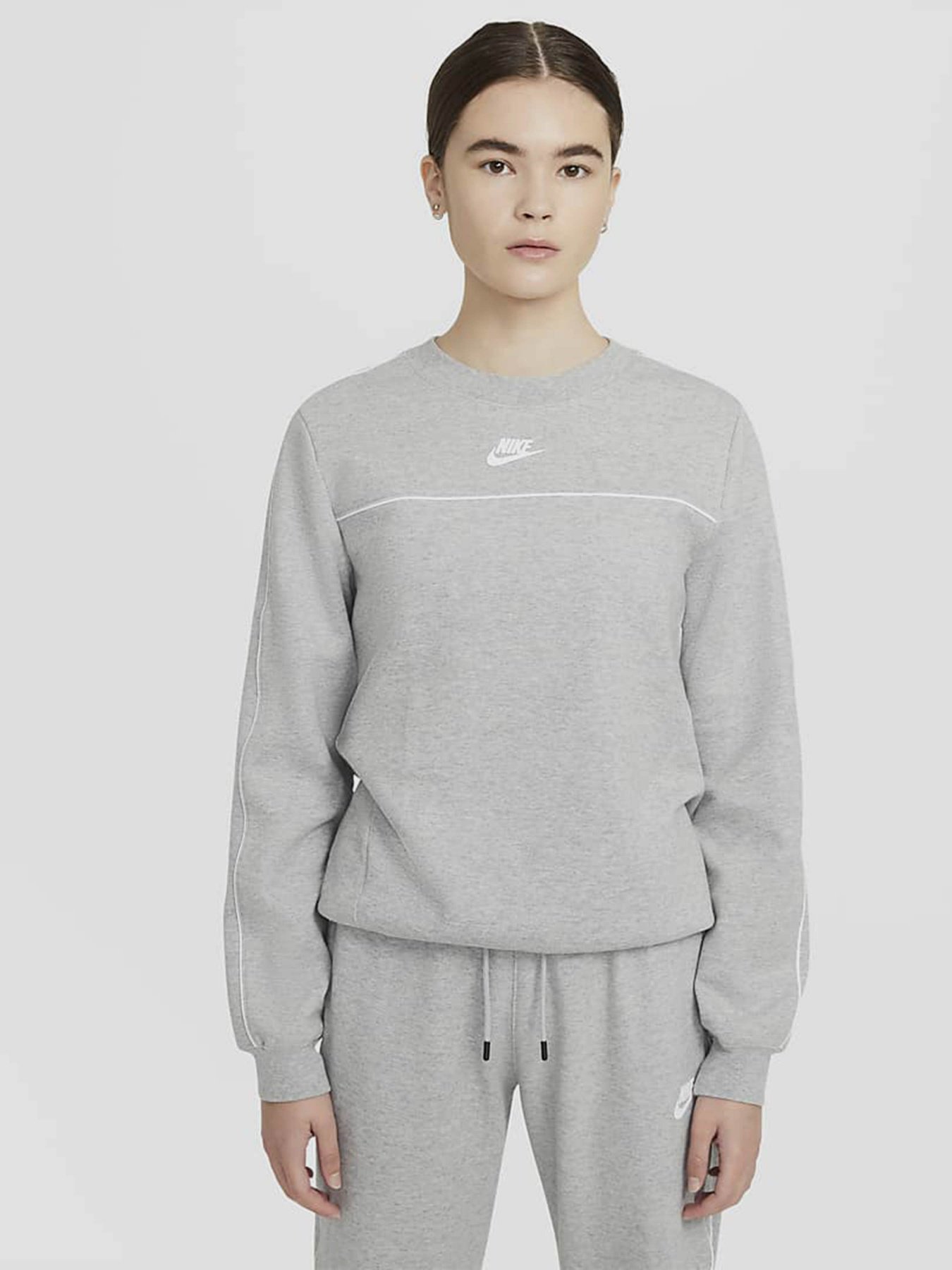 Свитшот NIKE Sportswear Crew модель CZ8336-063 Фото