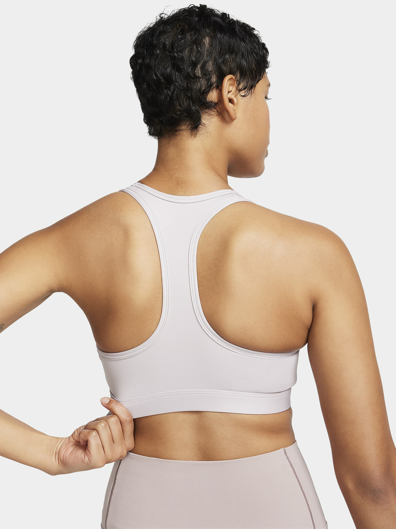 Спортивний топ NIKE SWOOSH MEDIUM SUPPORT модель DX6821-019 Фото