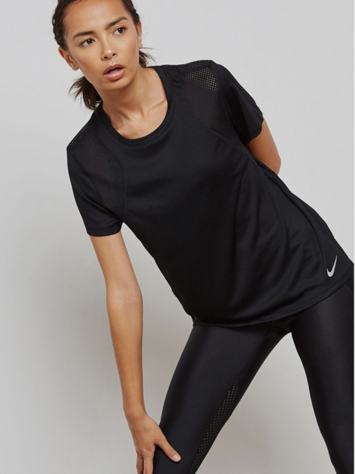 Футболки и поло NIKE Run модель 890353-010 Фото