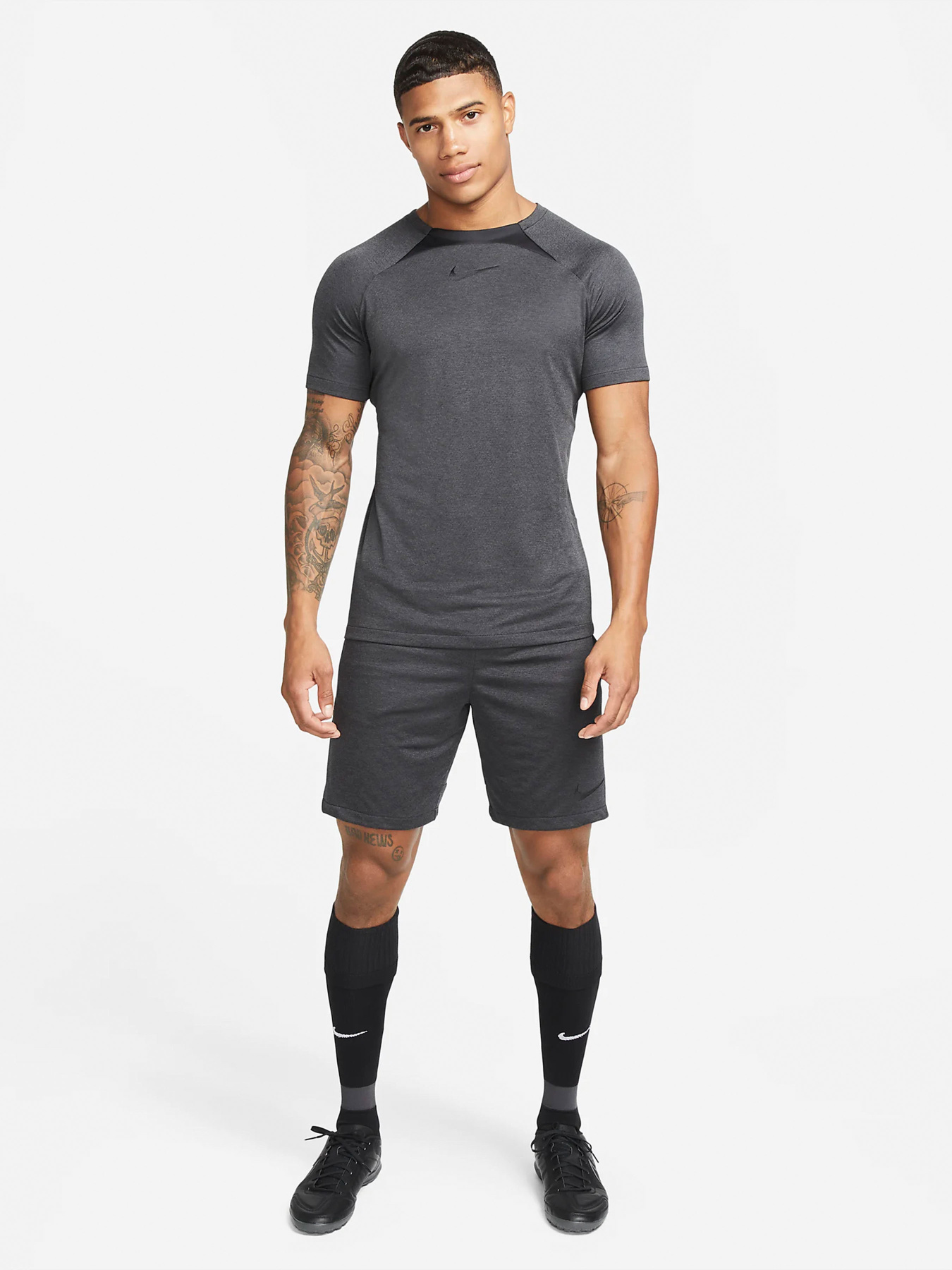 Шорты спортивные NIKE Dri-Fit Academy модель FB6338-010 Фото