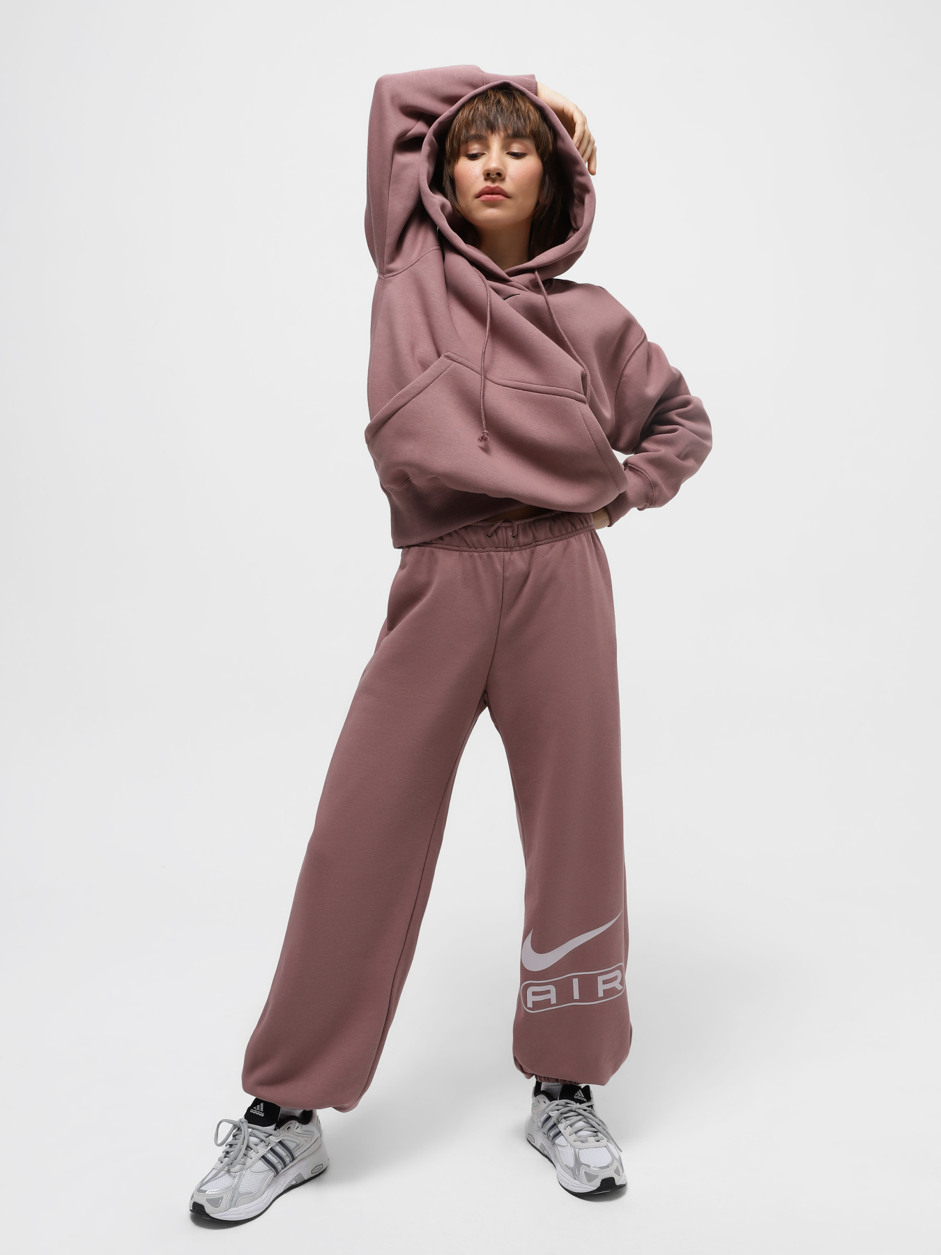 Спортивні штани NIKE AIR FLEECE модель FN1902-208 Спортивні штани NIKE AIR FLEECE модель FN1902-208 Фото