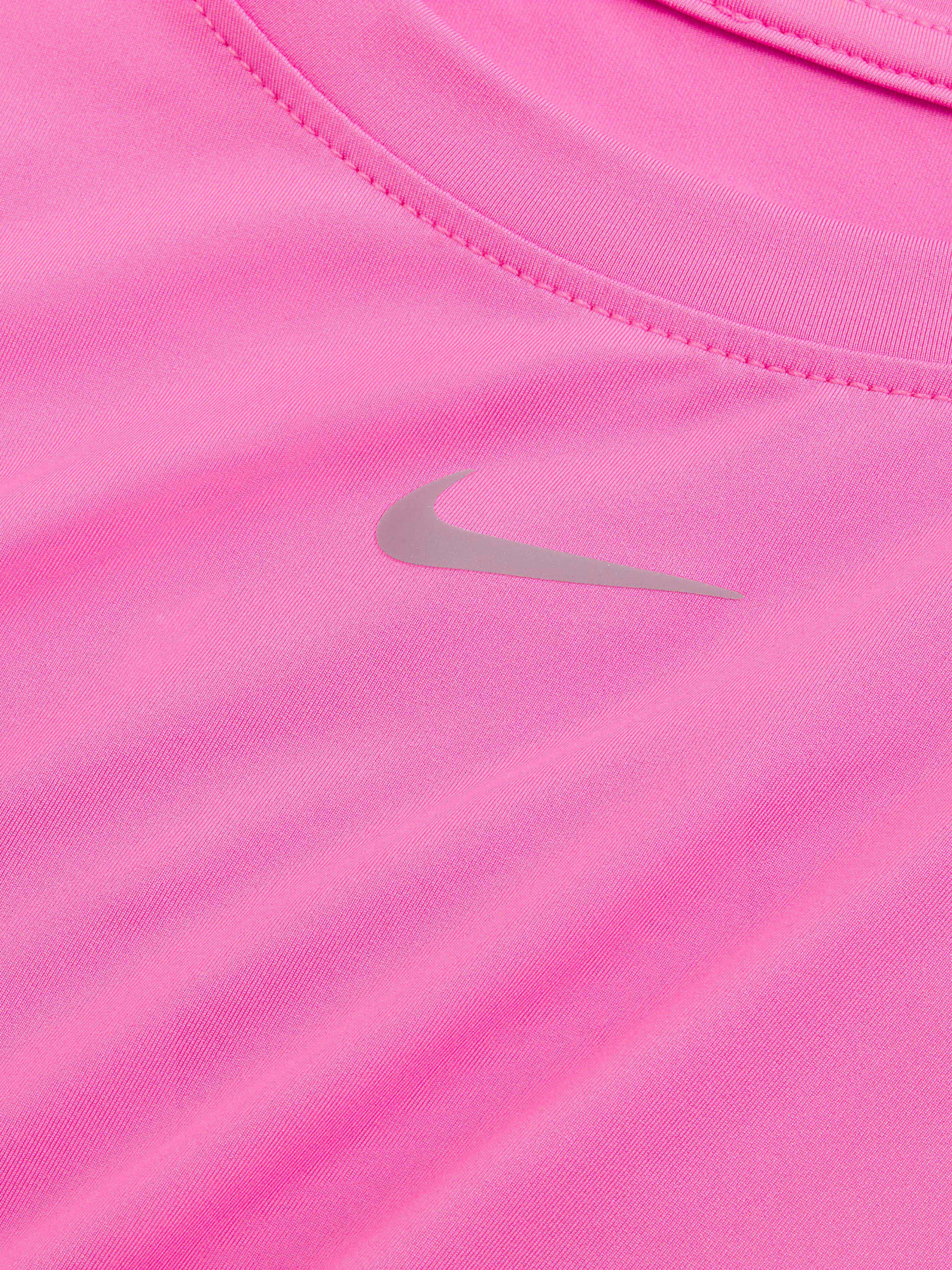 Спортивна футболка NIKE ONE CLASSIC DF SS модель FN2798-675 Фото