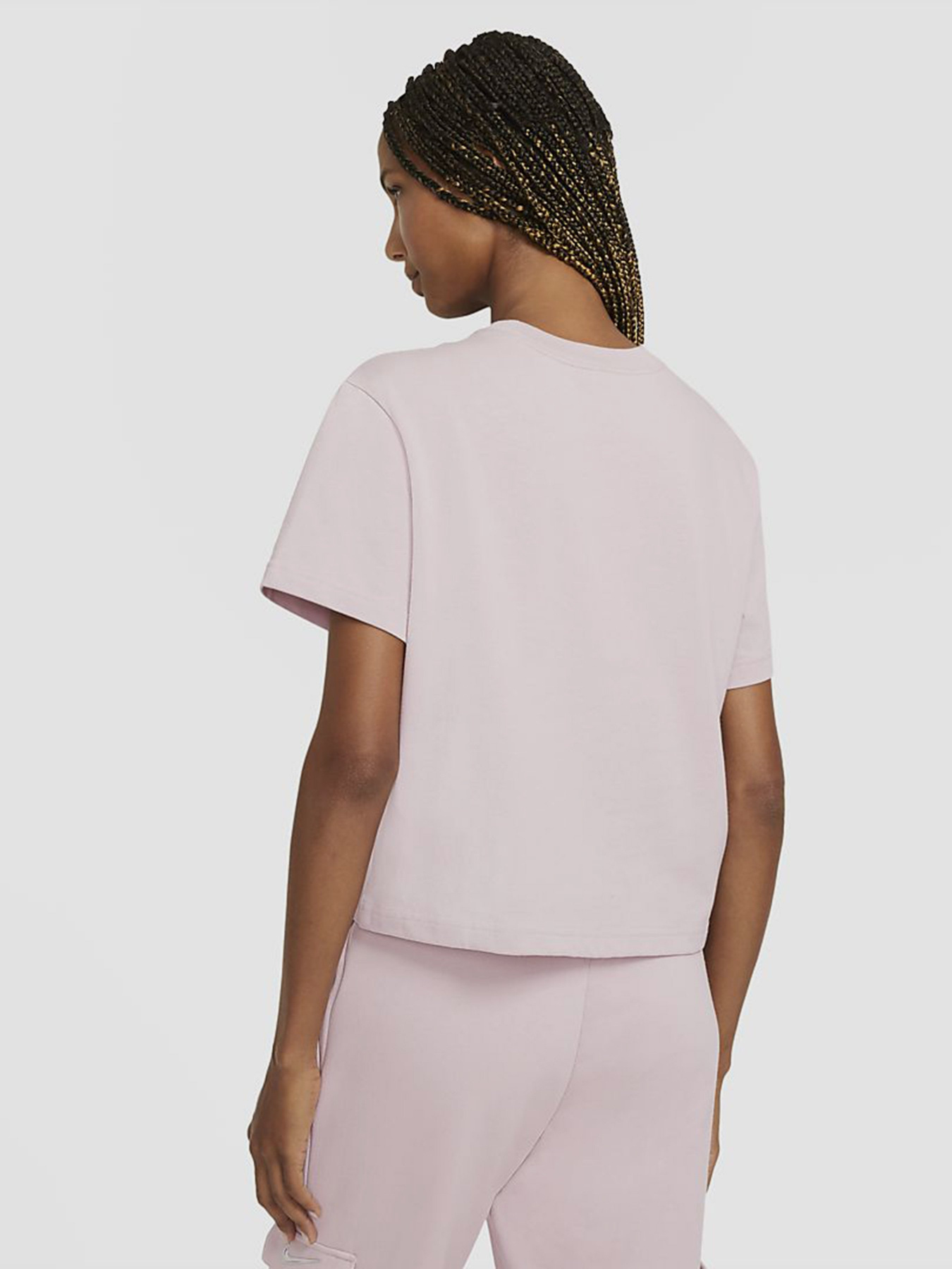 Футболки и поло NIKE Sportswear Swoosh модель CZ8911-645 Фото