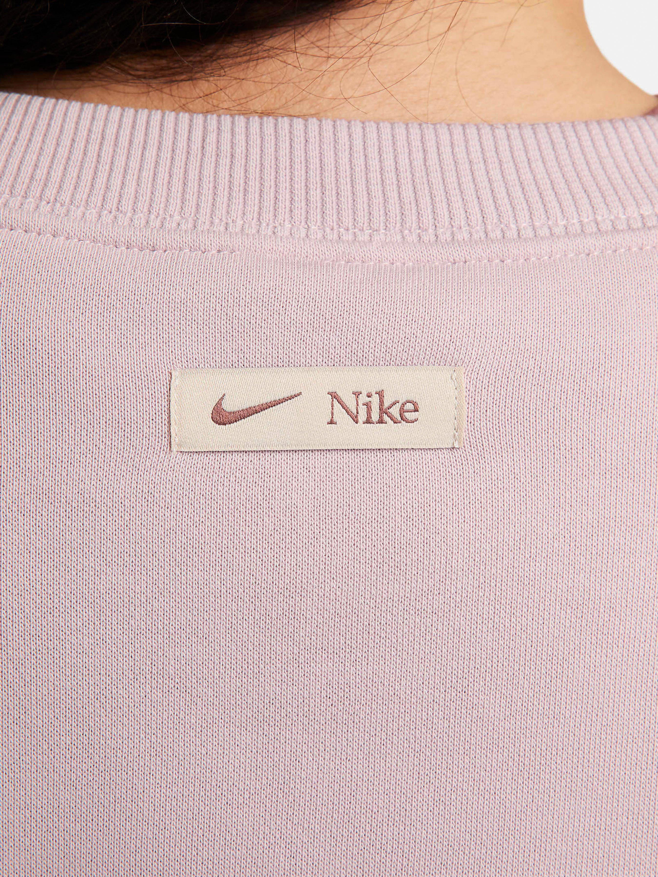 Свитшот NIKE SPORTSWEAR PHOENIX FLEECE модель FN3654-019 Свитшот NIKE SPORTSWEAR PHOENIX FLEECE модель FN3654-019 Фото