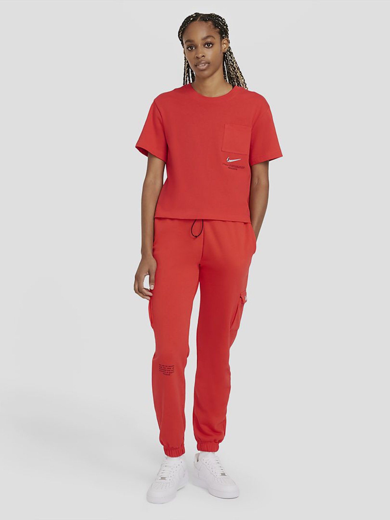 Футболки и поло NIKE Sportswear Swoosh модель CZ8911-696 Фото