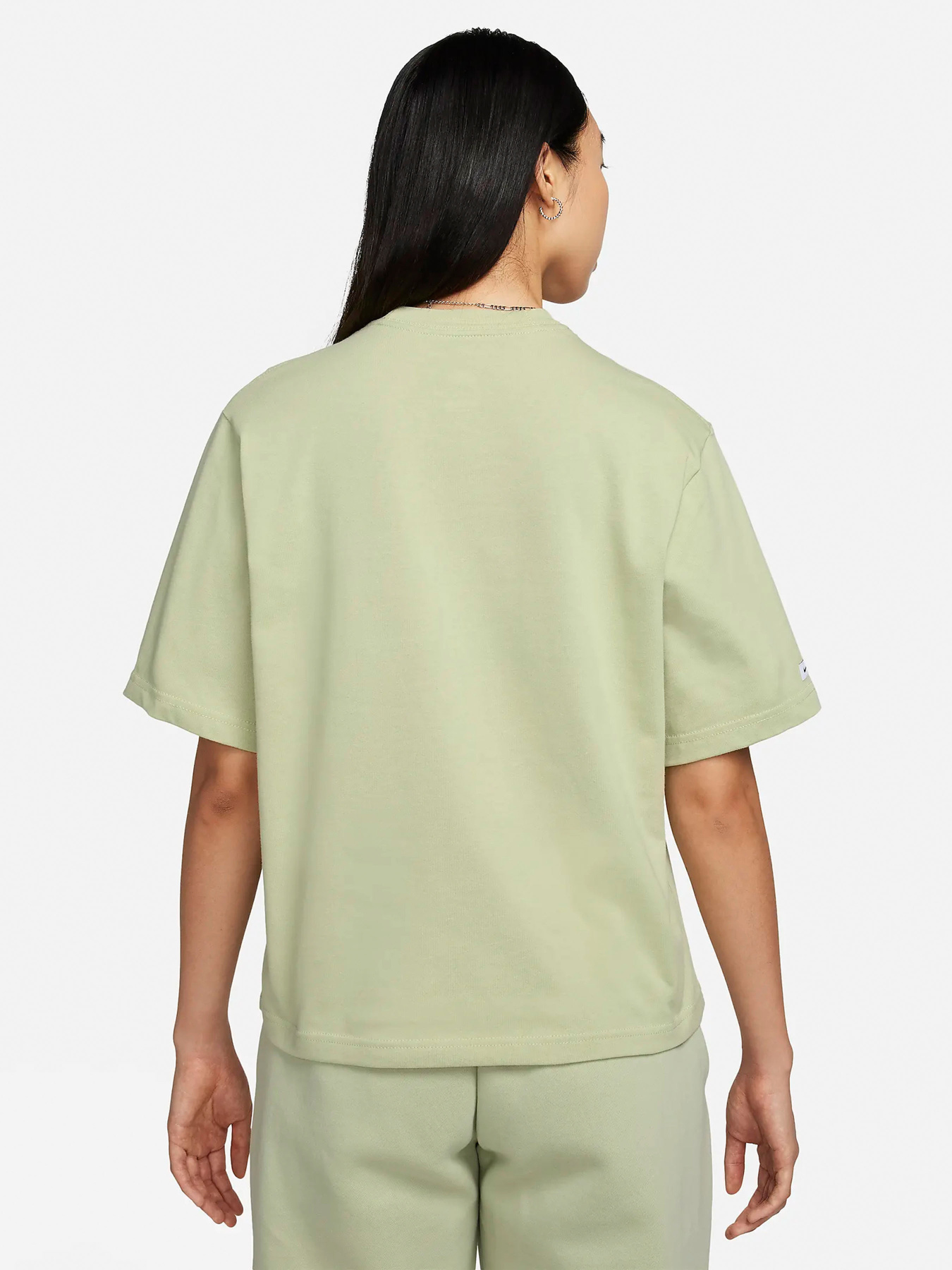 Футболка NIKE SPORTSWEAR CLASSIC модель FQ6600-371 Фото