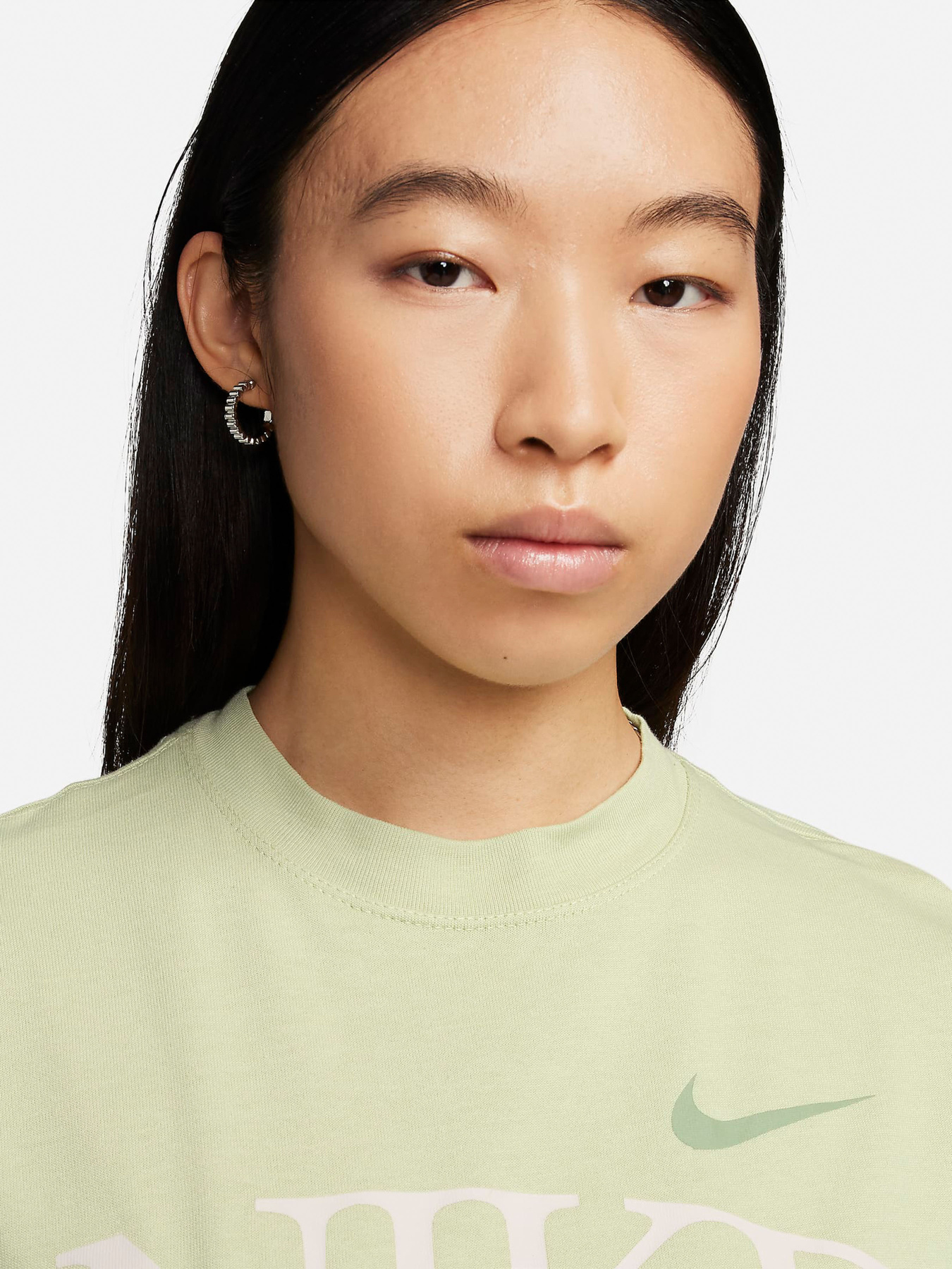 Футболка NIKE SPORTSWEAR CLASSIC модель FQ6600-371 Фото