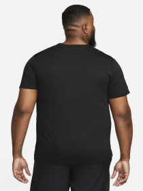 Футболка спортивная NIKE Dri-Fit Uv Miler модель DV9315-010 Фото