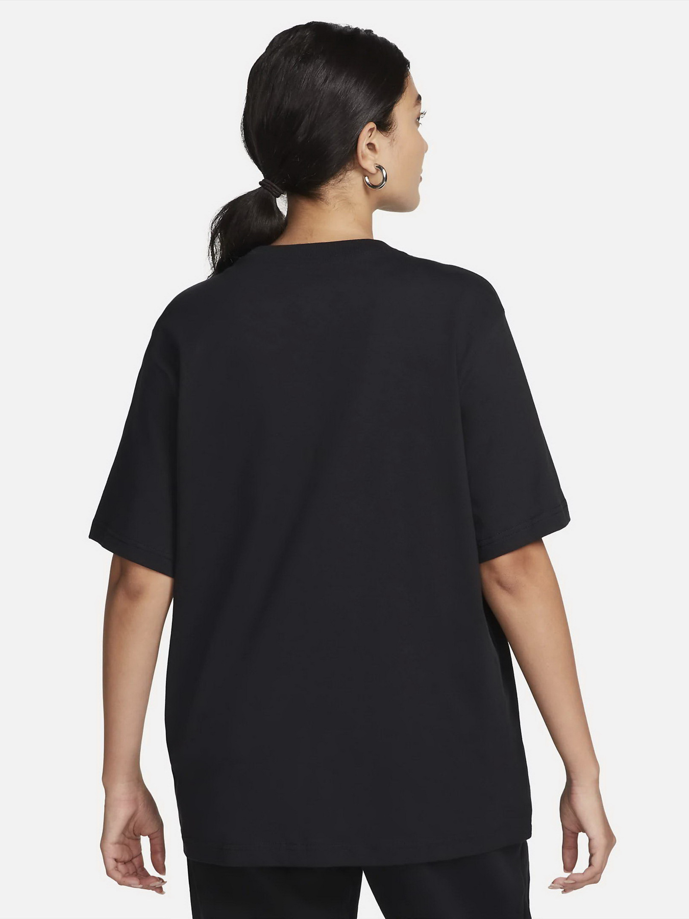 Футболка NIKE SPORTSWEAR ESSENTIAL модель FD4149-010 Фото