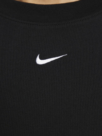 Платье-футболка NIKE Essntl Ss модель DV7882-010 Фото