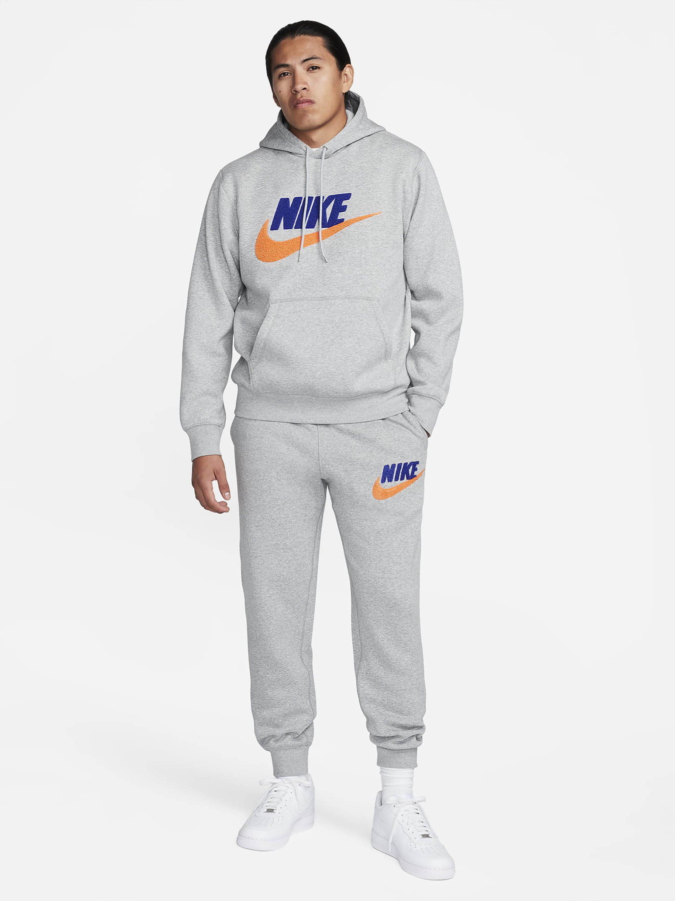 Штаны спортивные NIKE Club Bb Chnl Ftra модель FN3094-063 Фото