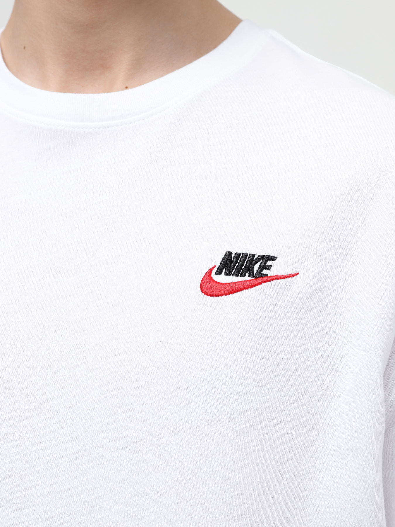 Футболка NIKE CLUB модель AR4997-100 Футболка NIKE CLUB модель AR4997-100 Фото