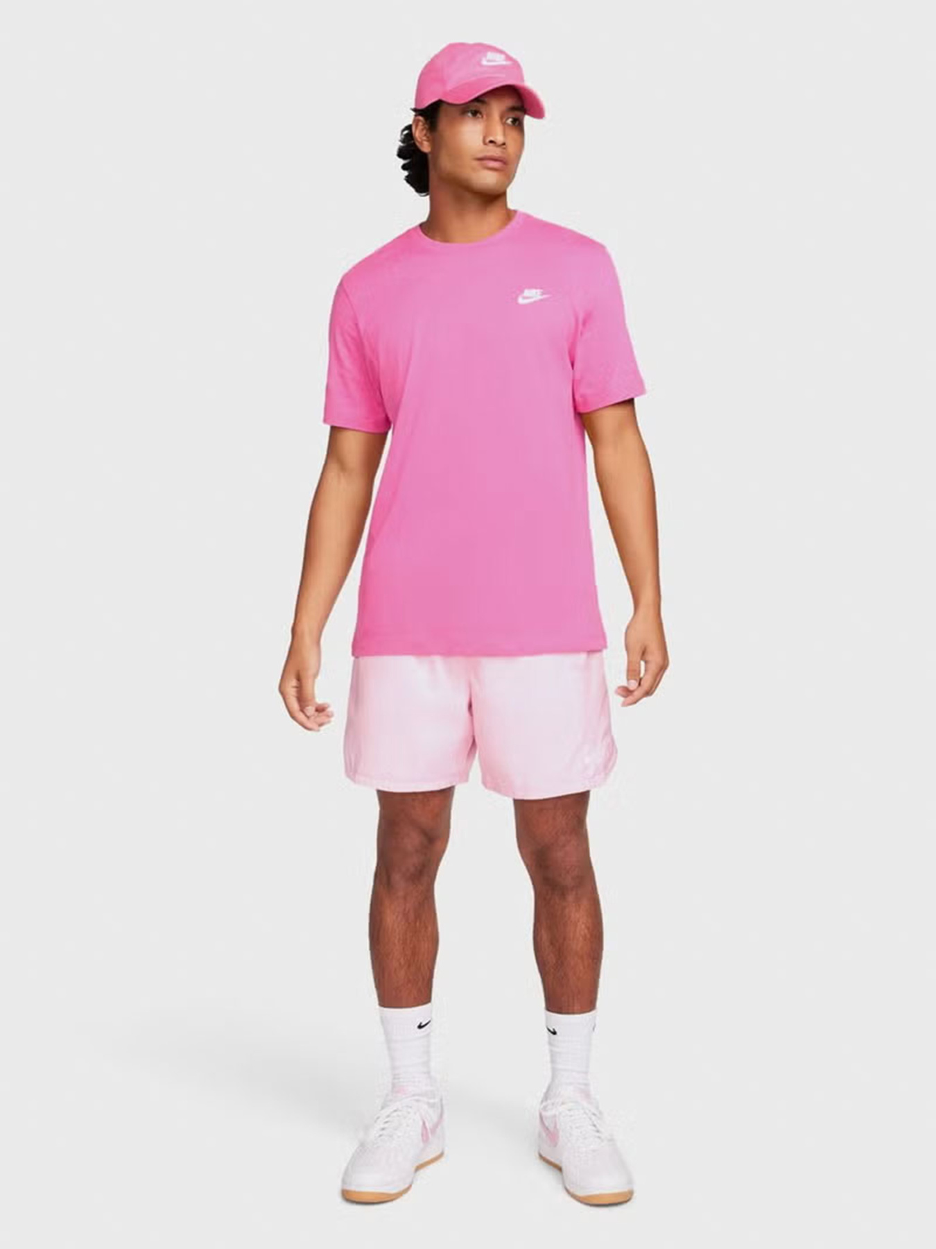 Футболка NIKE Club модель AR4997-605 Фото